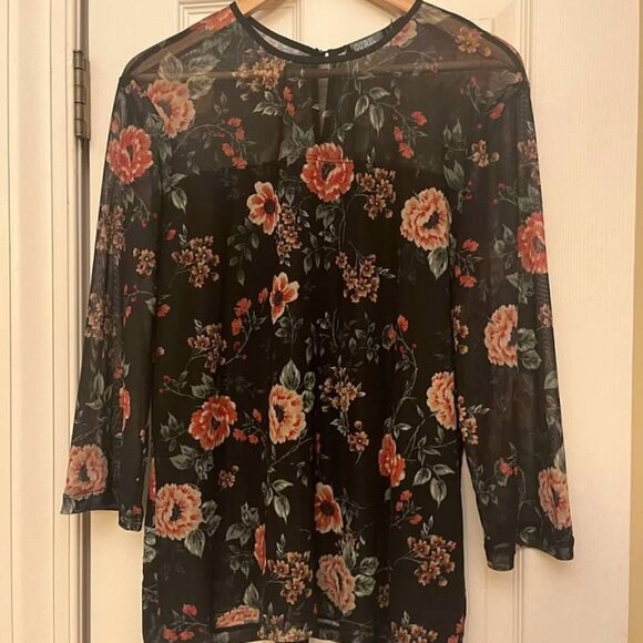 Cure brand Sheer Top with Lining - Picture 1 of 3
